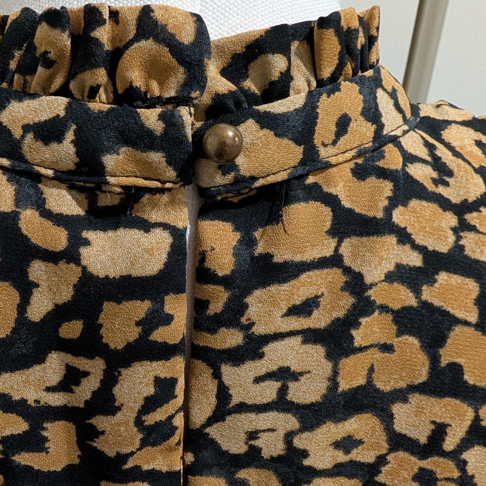 WHO WHAT WEAR Leopard Print Blouse Ruffle Mock Neck Size XXL - Picture 6 of 11